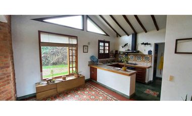 CASA CAMPESTRE EN ARRIENDO EN COTA $3.000.000