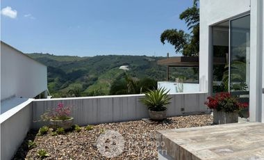 Casa Amoblada en conjunto, en arriendo, El Rosario, Manizales