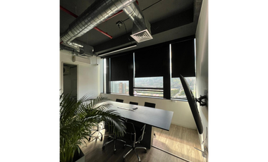 OFICINA DOTADA EN ARRIENDO SECTOR LOS BALSOS - POBLADO