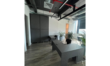 OFICINA DOTADA EN ARRIENDO SECTOR LOS BALSOS - POBLADO