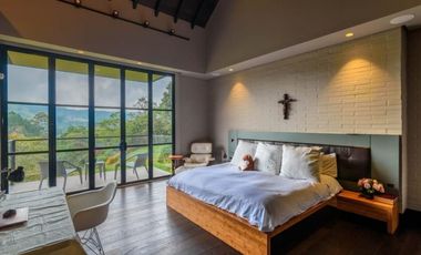 Casa en Arriendo Alto de las Palmas Envigado