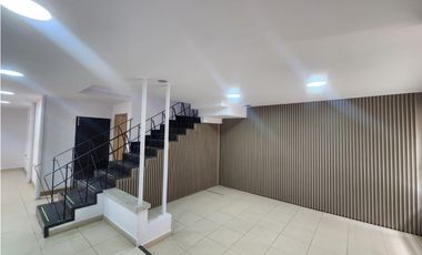 Casa Comercial en Arriendo Santa Teresita Medellín