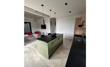HERMOSA CASA CAMPESTE- VIA ALCALA