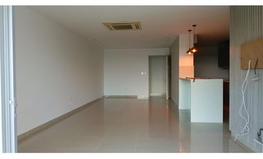 SE VENDE APARTAMENTO  EN EL BARRIO LA CASTELLANA.