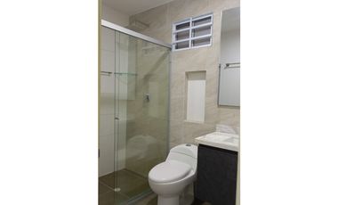 SE VENDE APARTAMENTO  EN EL BARRIO LA CASTELLANA.