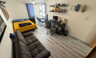 Hermosa Casa Totalmente Remodelada y Actualizada en Colinas del Lago