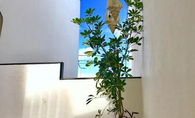 EDIFICIO MULTIFAMILIAR EN VENTA EN PLAYA CON ESPACIO COMERCIAL A PASOS DE LA PLAYA