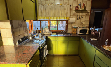 VENTA – CASA CÉNTRICA | AV. 9 DE JULIO