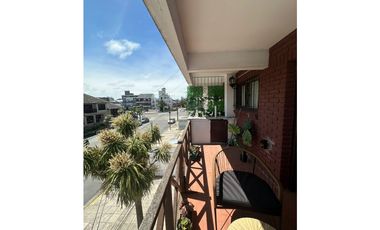 DEPARTAMENTO 2 AMBIENTES CON 2 BALCONES DERQUI 900