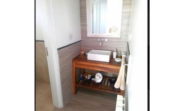 VENDO EN COUNTRY PUERTO DEL AGUILA CASA AMOBLADA DE DUATRO DORMITORIO