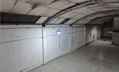 VENDE GALPON CON OFICINAS - EN CALLE ALEM - GODOY CRUZ- MENDOZA