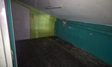 VENDE GALPON CON OFICINAS - EN CALLE ALEM - GODOY CRUZ- MENDOZA