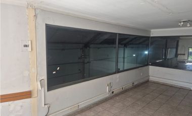 VENDE GALPON CON OFICINAS - EN CALLE ALEM - GODOY CRUZ- MENDOZA