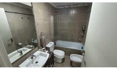 Alquiler de moderno monoambiente con balcon al frente en Saavedra