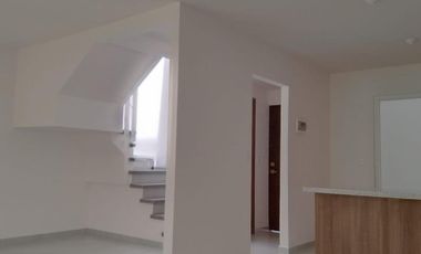 CASA EN RENTA CERCA DE TEC DE MONTERREY Y SIGLO XX1 ZINACANTEPEC