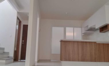 CASA EN RENTA CERCA DE TEC DE MONTERREY Y SIGLO XX1 ZINACANTEPEC