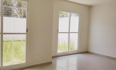 CASA EN RENTA CERCA DE TEC DE MONTERREY Y SIGLO XX1 ZINACANTEPEC