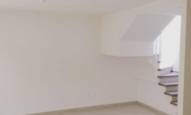 CASA EN RENTA CERCA DE TEC DE MONTERREY Y SIGLO XX1 ZINACANTEPEC