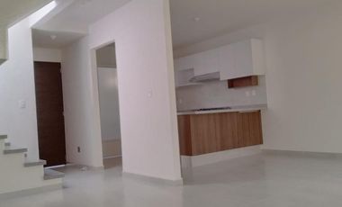 CASA EN RENTA CERCA DE TEC DE MONTERREY Y SIGLO XX1 ZINACANTEPEC