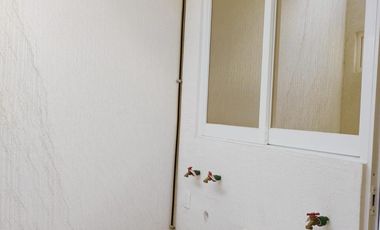 CASA EN RENTA CERCA DE TEC DE MONTERREY Y SIGLO XX1 ZINACANTEPEC