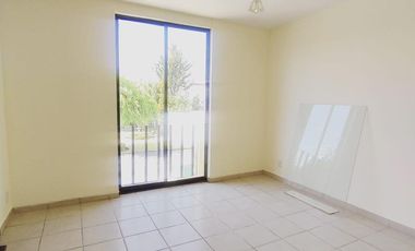 CASA CON AMPLIACION  EN VENTA BOSQUES DE ICA ZINACANTEPEC