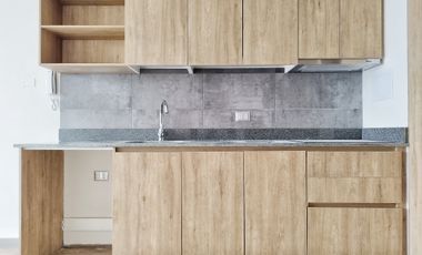 Sta. Elisa 490 (1 Est ) [2095-3]