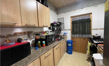 SE VENDE CASA EN SAN ISIDRO RES. CAMPO VERDE DE 3 HABITACIÓNES Y PATIO