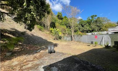 SE VENDE CASA EN SAN ISIDRO RES. CAMPO VERDE DE 3 HABITACIÓNES Y PATIO