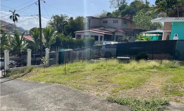 SE VENDE CASA EN SAN ISIDRO RES. CAMPO VERDE DE 3 HABITACIÓNES Y PATIO