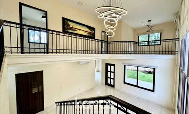 SE ALQUILA CASA EN SENDEROS CAMINO DE CRUCES (LINEA BLANCA) VIDEO TOUR