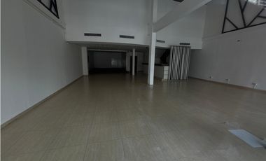 OBARRIO / 330M / MEZZANINE / DIVISIONES / 5 PARKING / SOBRE VA