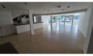 OBARRIO / 330M / MEZZANINE / DIVISIONES / 5 PARKING / SOBRE VA