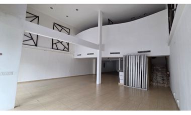 OBARRIO / 330M / MEZZANINE / DIVISIONES / 5 PARKING / SOBRE VA