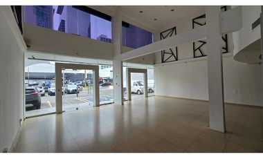 OBARRIO / 330M / MEZZANINE / DIVISIONES / 5 PARKING / SOBRE VA