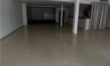 OBARRIO / 330M / MEZZANINE / DIVISIONES / 5 PARKING / SOBRE VA