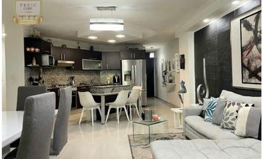 VENTA DE PARATAMENTO CON JARDIN EN PH ALTAMIRA GARDENS