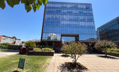 ESPECTACULAR LOCAL COMERCIAL  CON 3 ESTACIONAMIENTOS