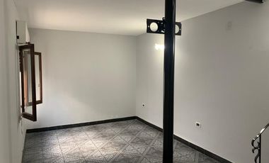 Departamento Tipo Casa en alquiler en Wilde Centro