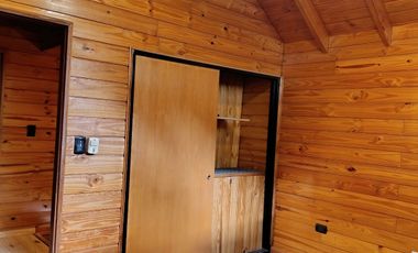 FINA PATAGONIA. Cabaña en alquiler permanente. Centro San Martin de los Andes.