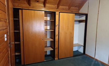FINA PATAGONIA. Cabaña en alquiler permanente. Centro San Martin de los Andes.