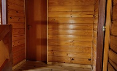 FINA PATAGONIA. Cabaña en alquiler permanente. Centro San Martin de los Andes.