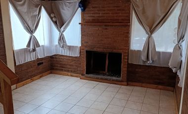 FINA PATAGONIA. Cabaña en alquiler permanente. Centro San Martin de los Andes.
