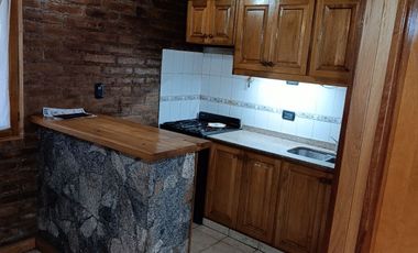 FINA PATAGONIA. Cabaña en alquiler permanente. Centro San Martin de los Andes.