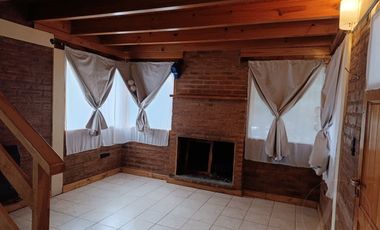 FINA PATAGONIA. Cabaña en alquiler permanente. Centro San Martin de los Andes.