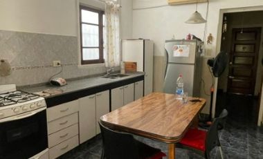 Casa PH en alquiler en Lanus Oeste