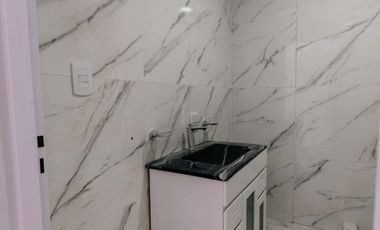 Casa en venta c/ cochera en Pacífico