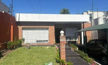 Casa en venta en Quilmes Centro