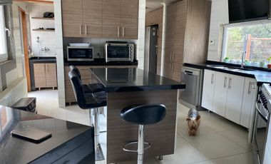 Casa en venta  en MACHALÍ