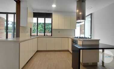 Apartamento en Arriendo Ubicado en Medellín Codigo 11043