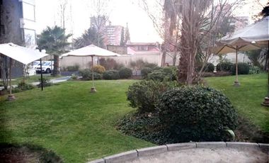 Departamento en Arriendo en José Domingo Cañas con Pedro de Valdivia